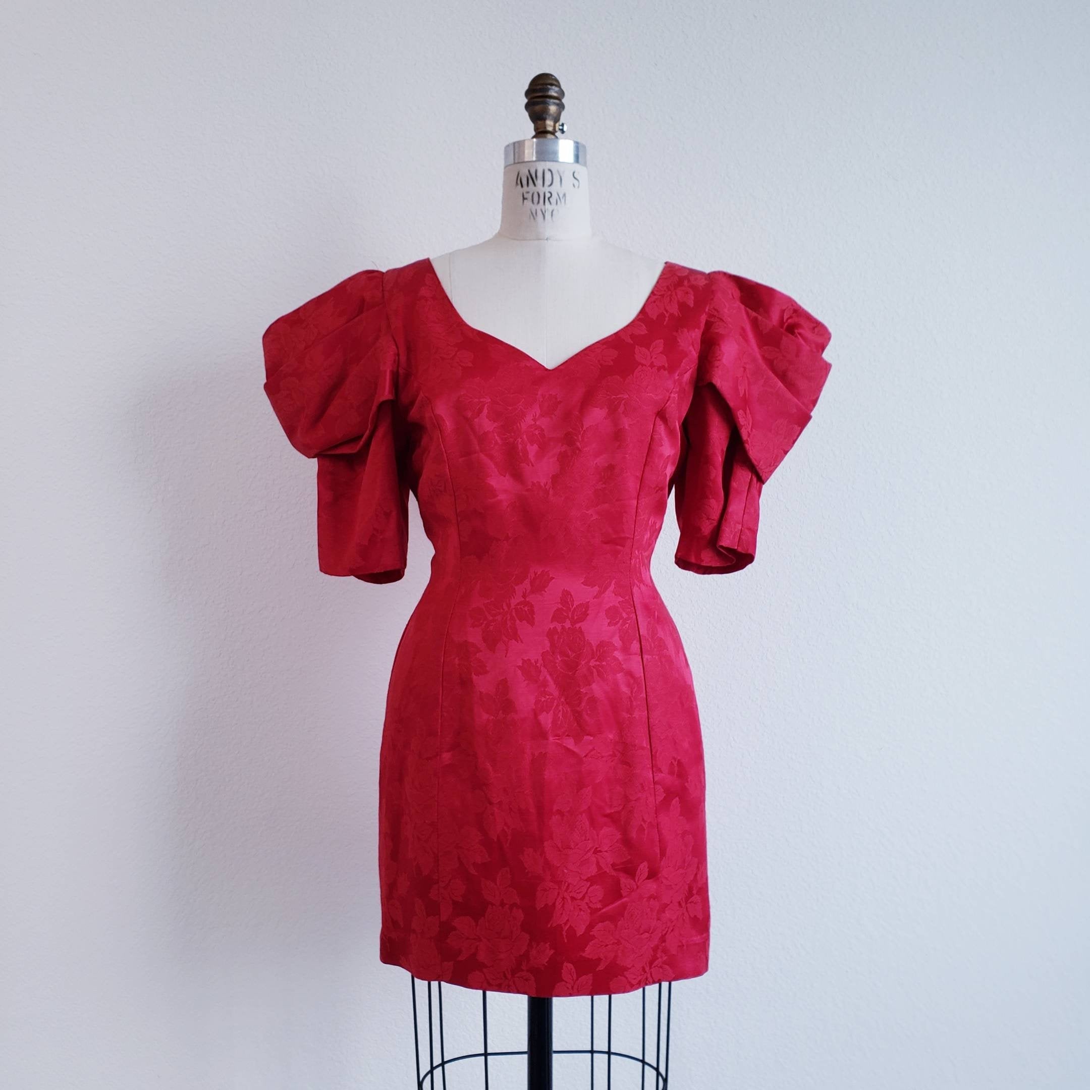 Vintage 80s Puffy Puff Sleeve Red Mini Dress – ChicCityVintage Vintage 80s Puffy Puff Sleeve Red Mini Dress – ChicCityVintage