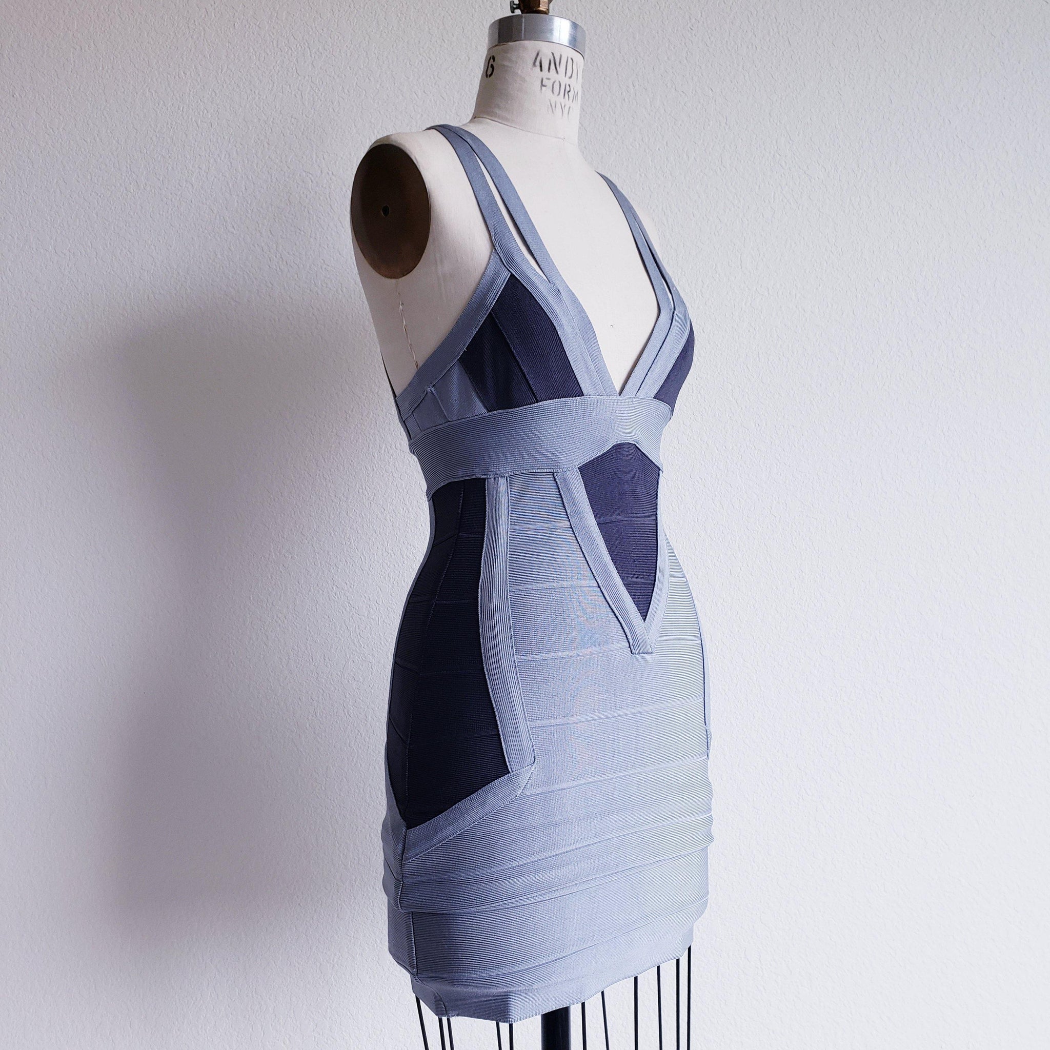 Vintage 00s Gray Herve Leger Bandage Dress-Small ChicCityVintage Vintage 00s Gray Herve Leger Bandage Dress-Small ChicCityVintage