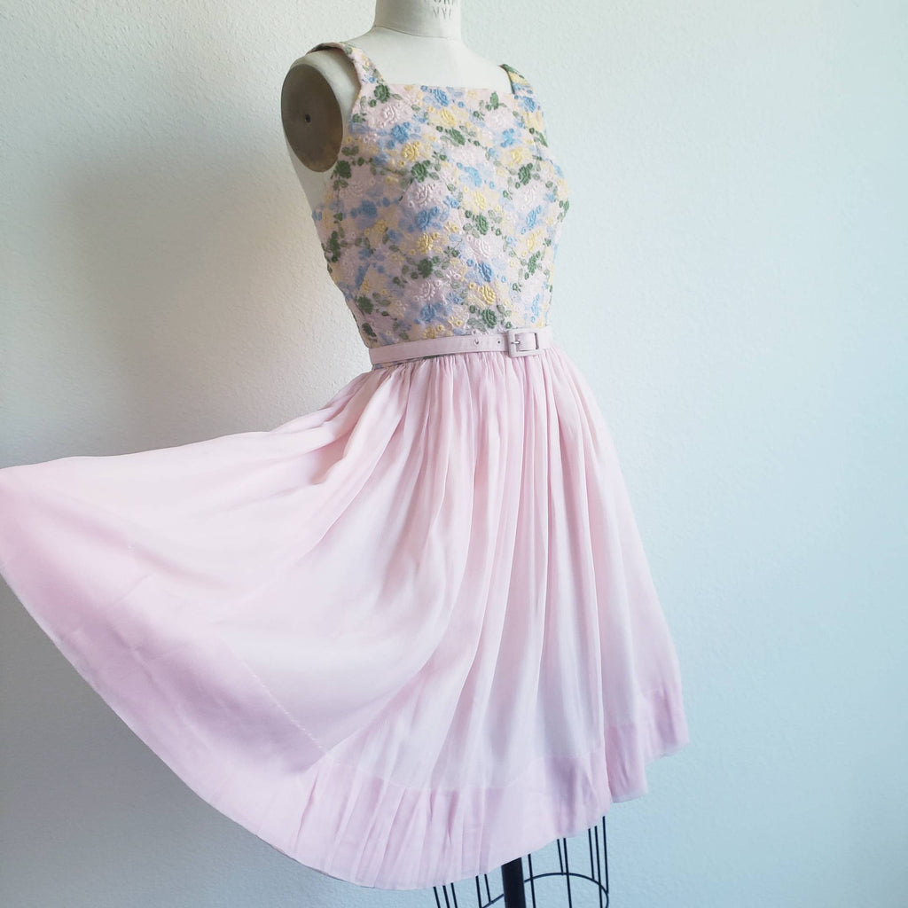 Vintage 50s Pink Minx Modes Dress With Embroidered Bodice - ChicCityVintage