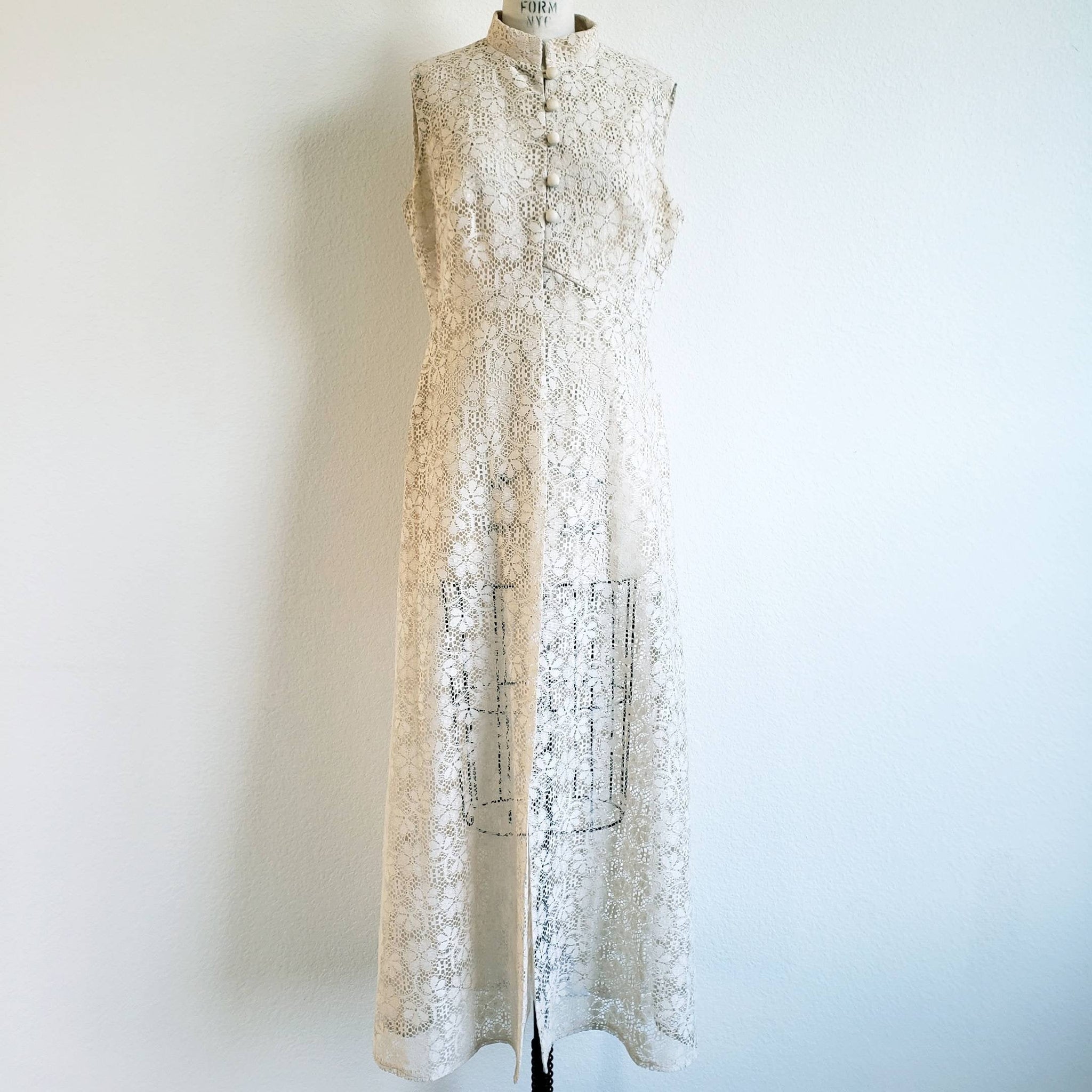 Vintage 70s Cream Lace Maxi Tunic Duster - ChicCityVintage